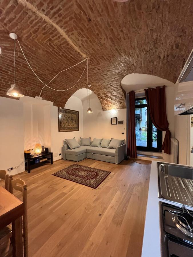 Suite The Brick - Host By Traveller'S Nest Turijn Buitenkant foto