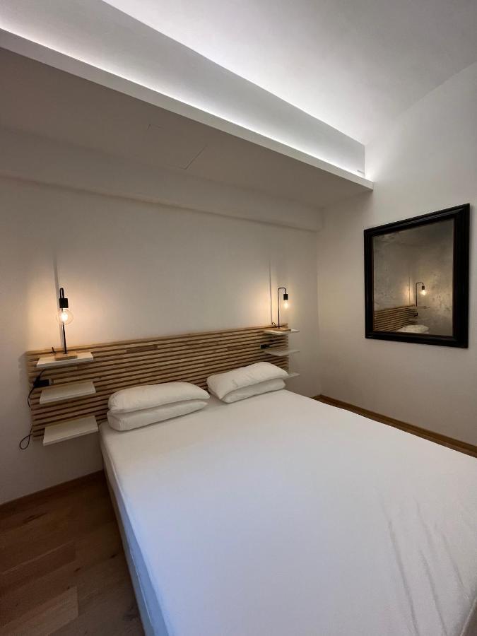 Suite The Brick - Host By Traveller'S Nest Turijn Buitenkant foto